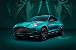Aston Martin DBX Front Left Side Image