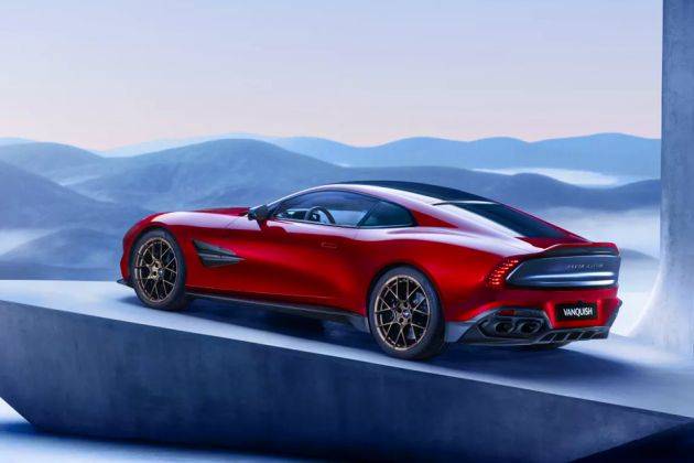 Aston Martin Vanquish Rear Left View Image