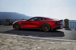 Aston Martin Vanquish Exterior Image Image