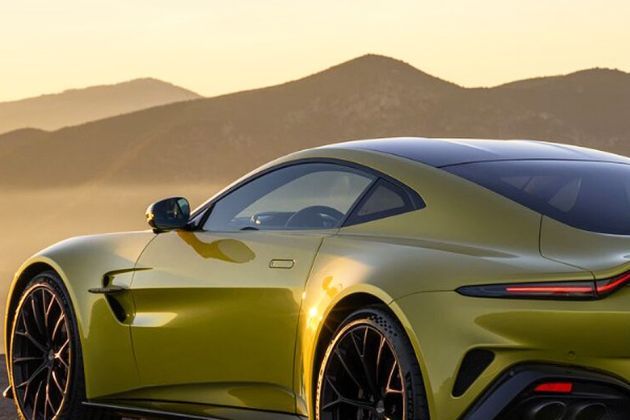 Aston Martin Vantage Window Line Image