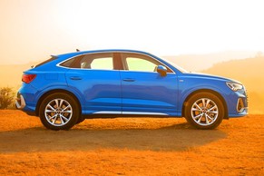 Audi Q3 Sportback Front Right View Image