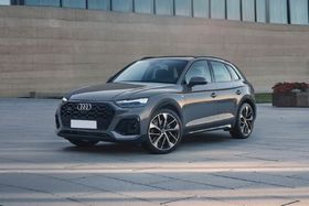 Audi Q5 images