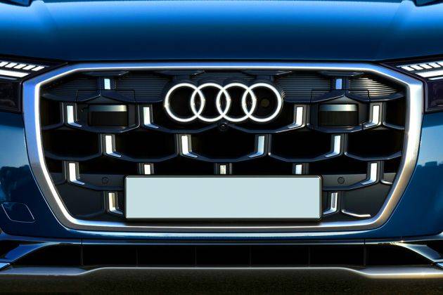 Audi Q7 Grille Image