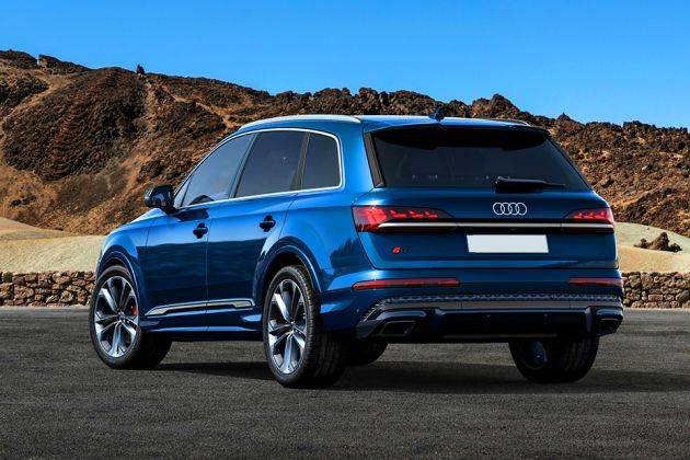 Audi Q7 Rear Left View Image