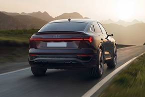 Audi Q8 Sportback e-tron Rear Right Side Image