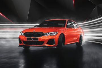BMW 3 Series 2019-2022 Front Left Side Image