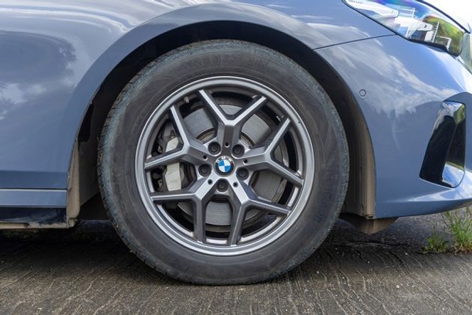 ಬಿಎಂಡವೋ 5 ಸರಣಿ ವೀಲ್ image