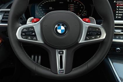 A4 Right Paddle Shifter Image, A4 Photos in India - CarWale