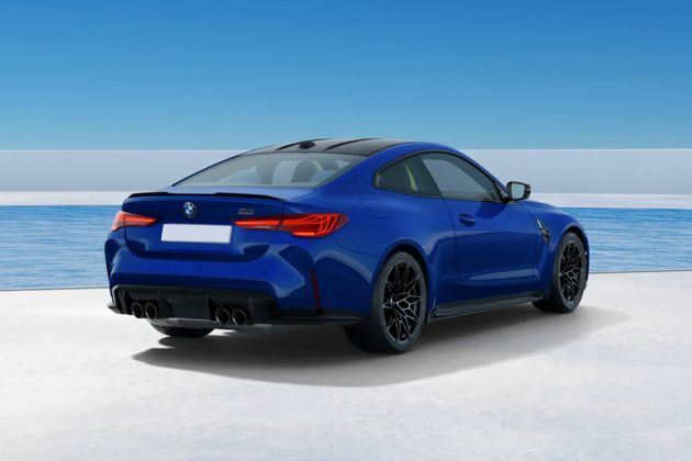 BMW M4 Competition Rear Right Side Image