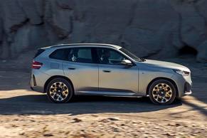 BMW X3 Side View (Right)  Image