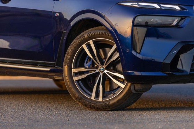 BMW X7 Wheel Image