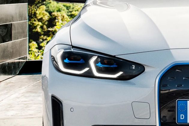 BMW i4 Headlight Image