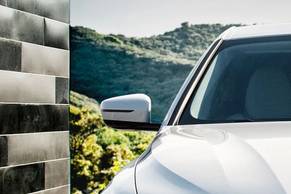 BMW i4 Side Mirror (Body) Image