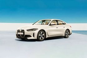 BMW i4 user reviews