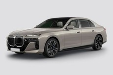 BMW i7 car brochures BMW i7 car brochures