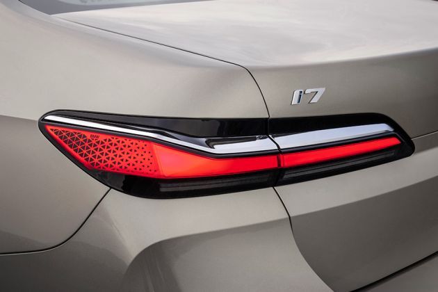BMW i7 Taillight Image