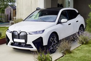 BMW iX Front Left Side Image