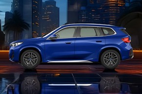 BMW iX1 Side View (Left)  Image