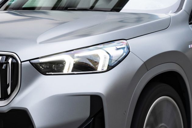 BMW iX1 Headlight Image