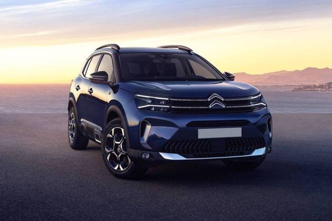 Citroen C5 Aircross Front Left Side Image