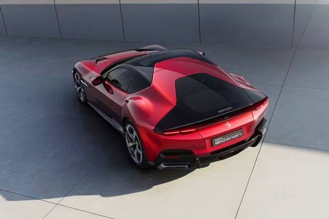 Ferrari 12Cilindri Rear Left View Image