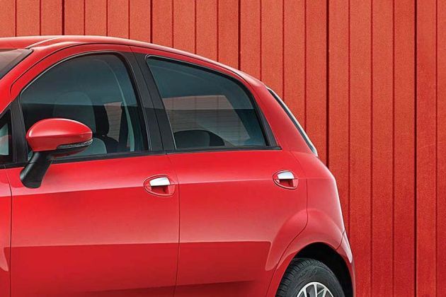 Fiat Punto EVO 1.2 Dynamic On Road Price (Petrol), Features & Specs, Images