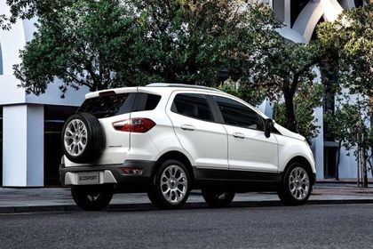 Ford Ecosport 2015-2021 Rear Left View Image
