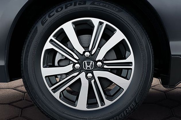 Honda Amaze Wheel Image