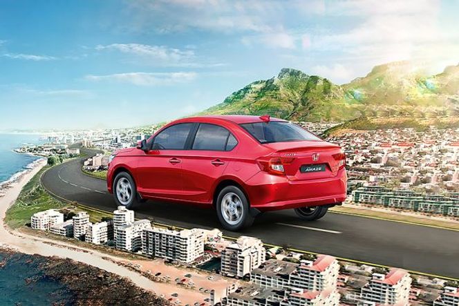 Honda Amaze 2016-2021 Rear Left View Image Honda Amaze 2016-2021 Rear Left View Image