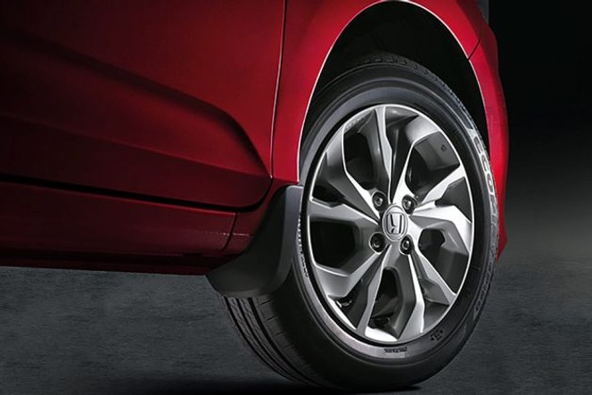 होंडा अमेज 2016-2021 व्हील image होंडा अमेज 2016-2021 व्हील image