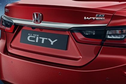 Honda City Vx Mt On Road Price Petrol Features Specs Images