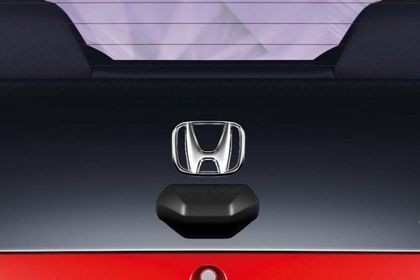 CAR Badge Emblem Monogram/Logo for Maruti Suzuki Alto 800 VXI Full
