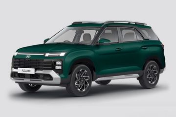 Hyundai Alcazar Front Left Side Image