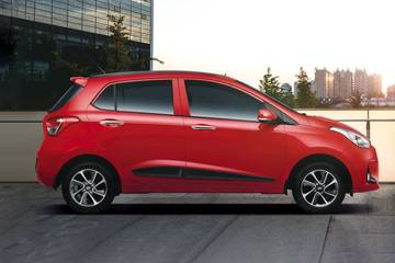 Hyundai Grand i10 Side View (Left)  Image