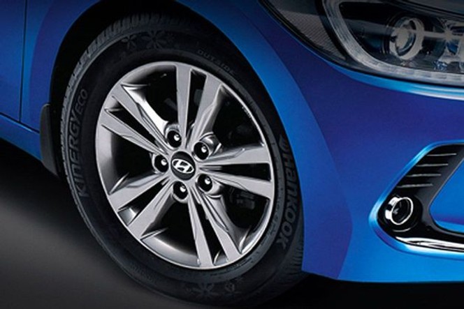 हुंडई एलांट्रा 2015-2019 व्हील image