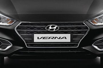 Hyundai Verna Car Wallpapers