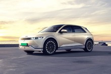 Hyundai IONIQ 5 Hyundai IONIQ 5