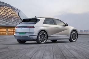 Hyundai IONIQ 5 Rear Right Side Image
