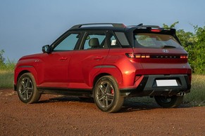 Hyundai Venue N Line Rear Left View Image