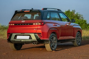 Hyundai Venue N Line Rear Right Side Image