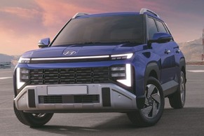 Hyundai Venue Front Left Side Image