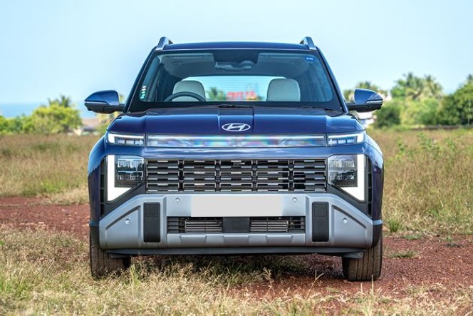 Hyundai Venue Front View Image