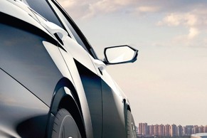 Hyundai Verna Side Mirror (Glass) Image