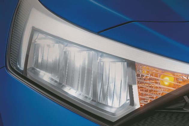 Hyundai i20 N-Line Headlight Image