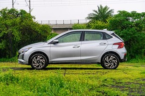 Hyundai i20 Side View (Left)  Image