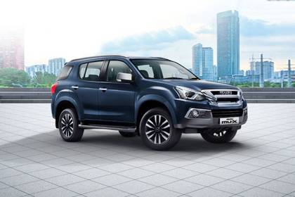 Isuzu MU-X Front Right Side View
