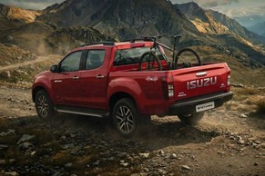 Isuzu V-Cross Exterior Image Image