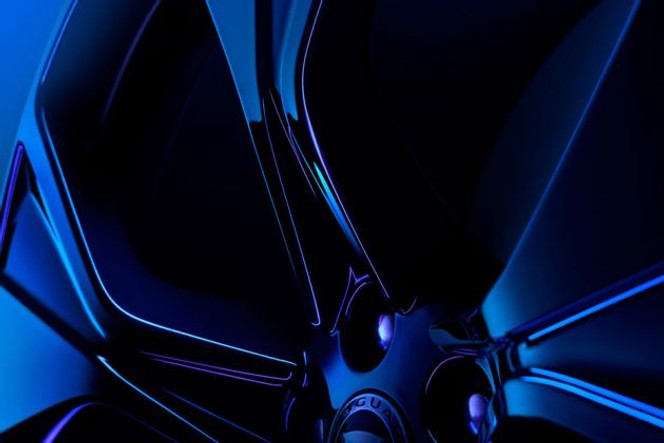 Jaguar F-TYPE Wheel Image