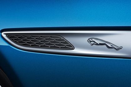 Jaguar XF Mileage (13-19 km/l) - XF Petrol and Diesel Mileage - CarWale