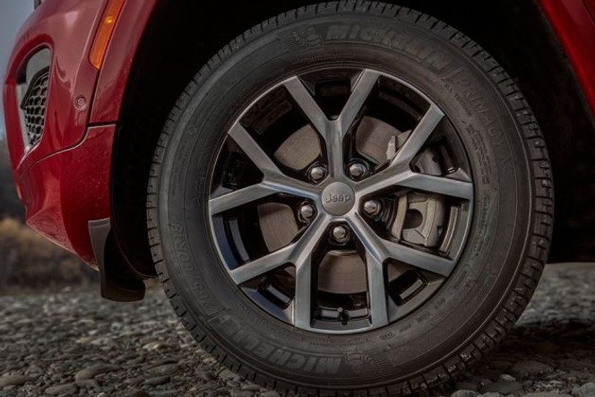 జీప్ గ్రాండ్ చెరోకీ ఎల్ వీల్ image